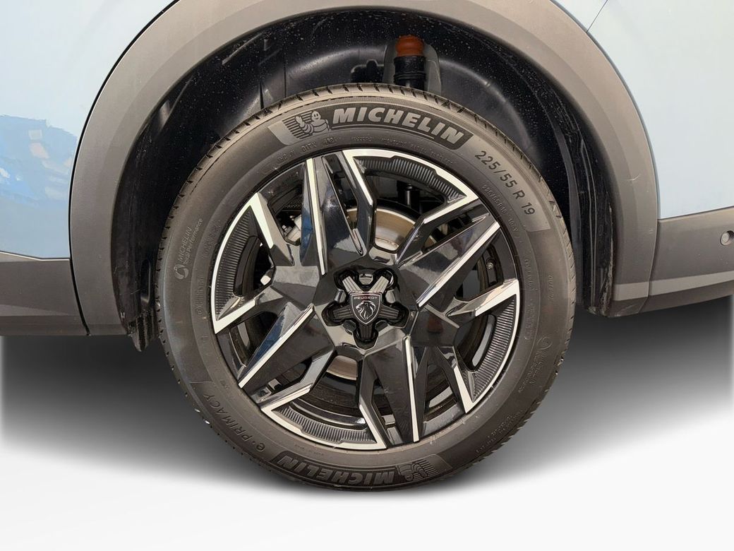 2025 Peugeot 5008