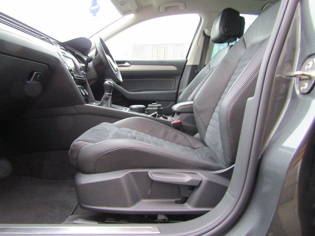 2015 Volkswagen Passat