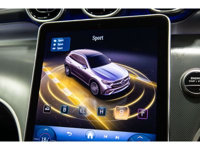 2025 Mercedes-Benz GLC Class