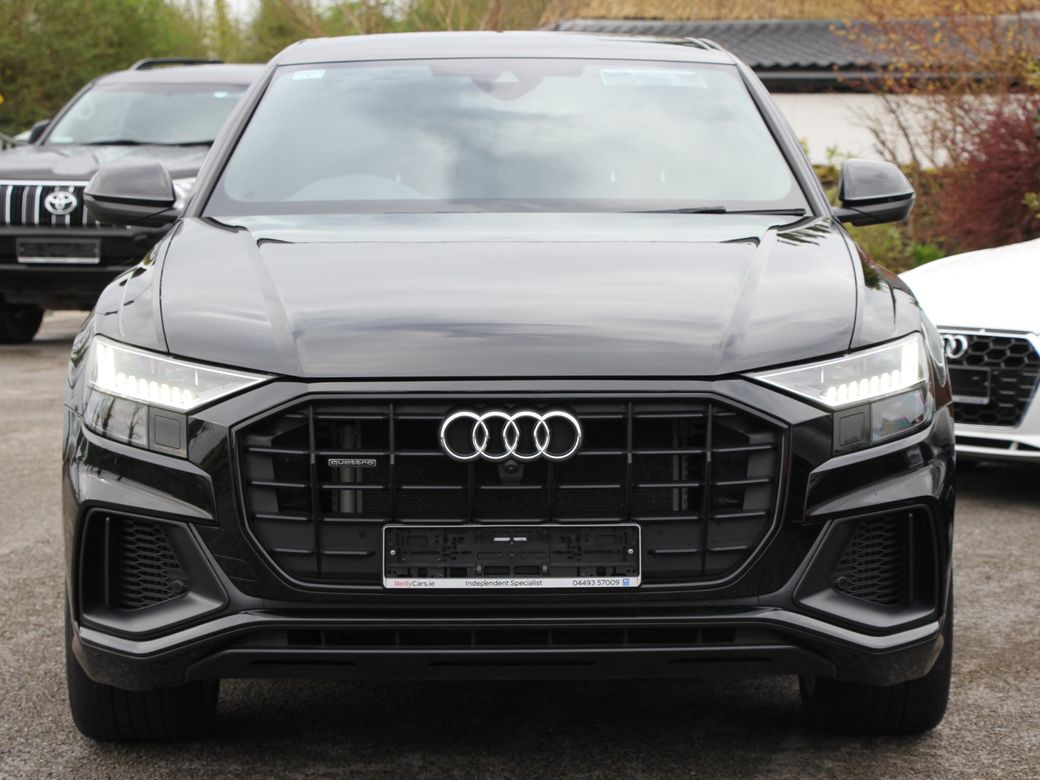 2023 Audi Q8