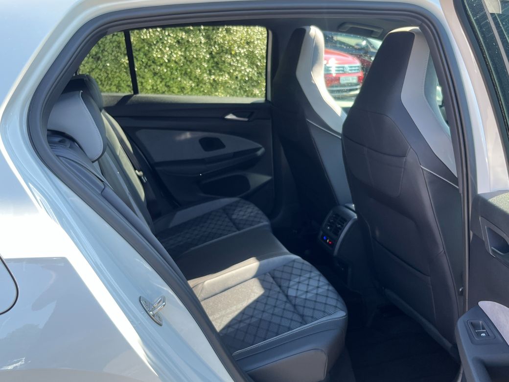 2023 Volkswagen Golf