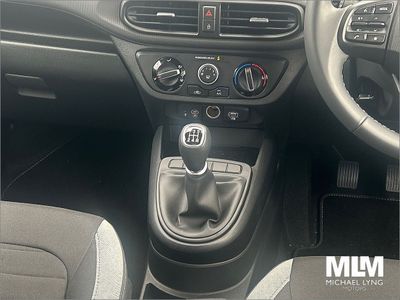 2025 Hyundai i10