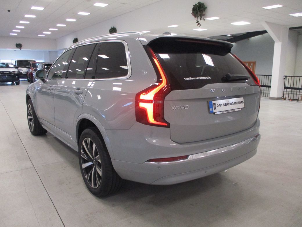 2025 Volvo XC90