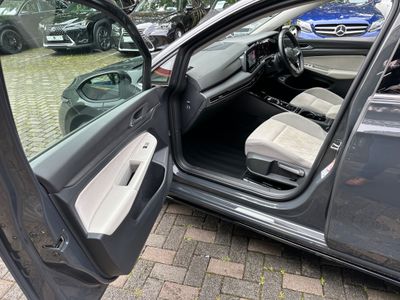2023 Volkswagen Golf