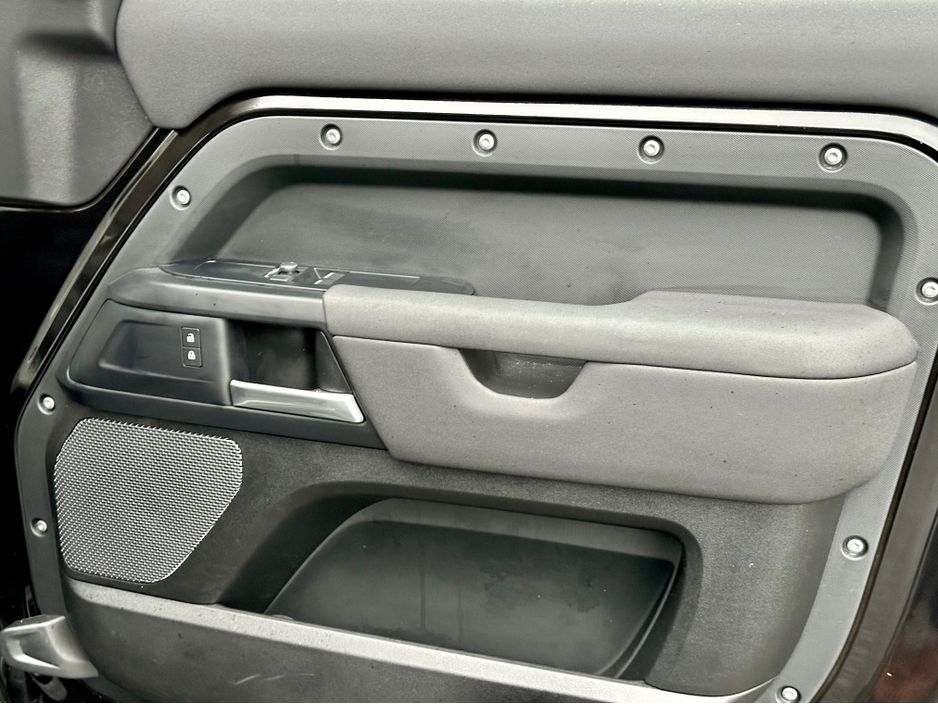 2022 Land Rover Defender