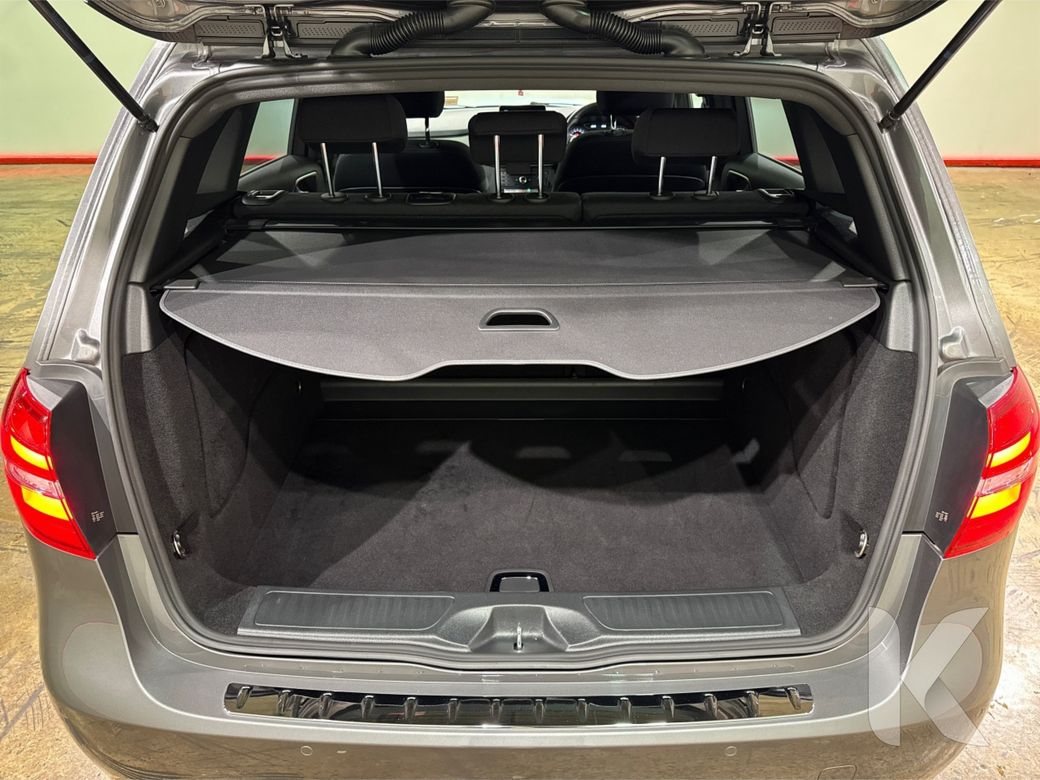 2017 Mercedes-Benz B 180