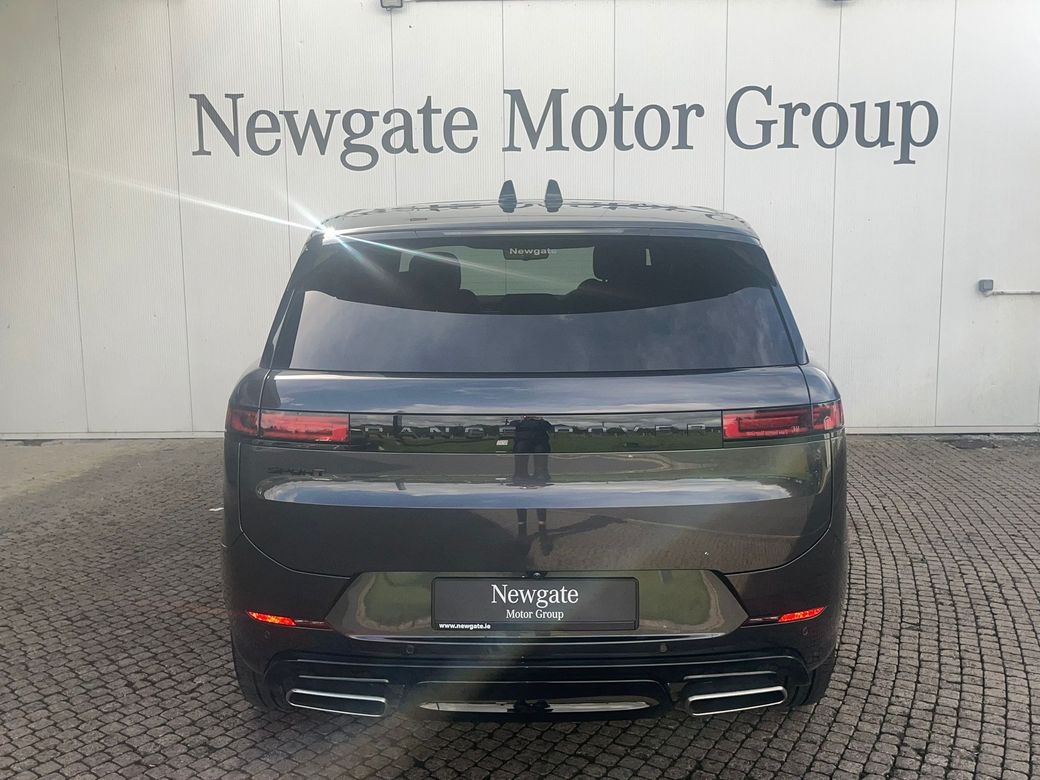 2025 Land Rover Range Rover Sport