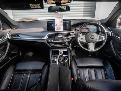 2021 BMW 5 Series