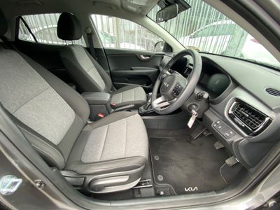 2025 Kia Stonic