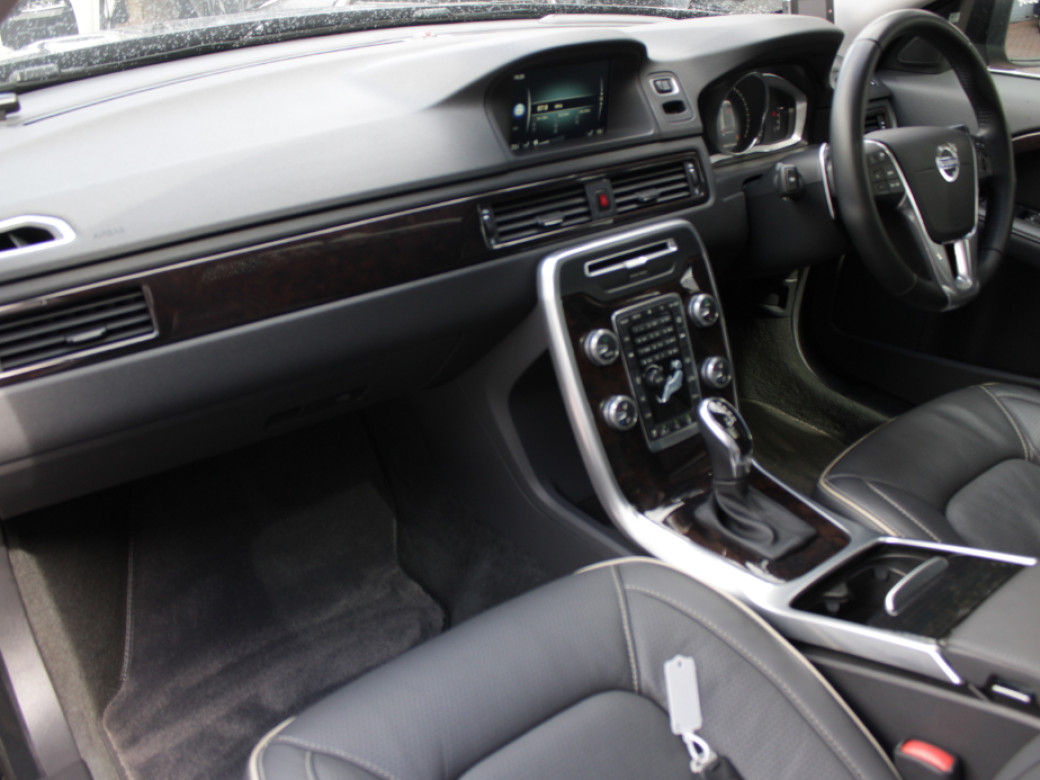 2016 Volvo V70
