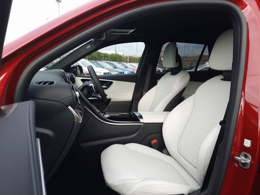 2025 Mercedes-Benz GLC Class