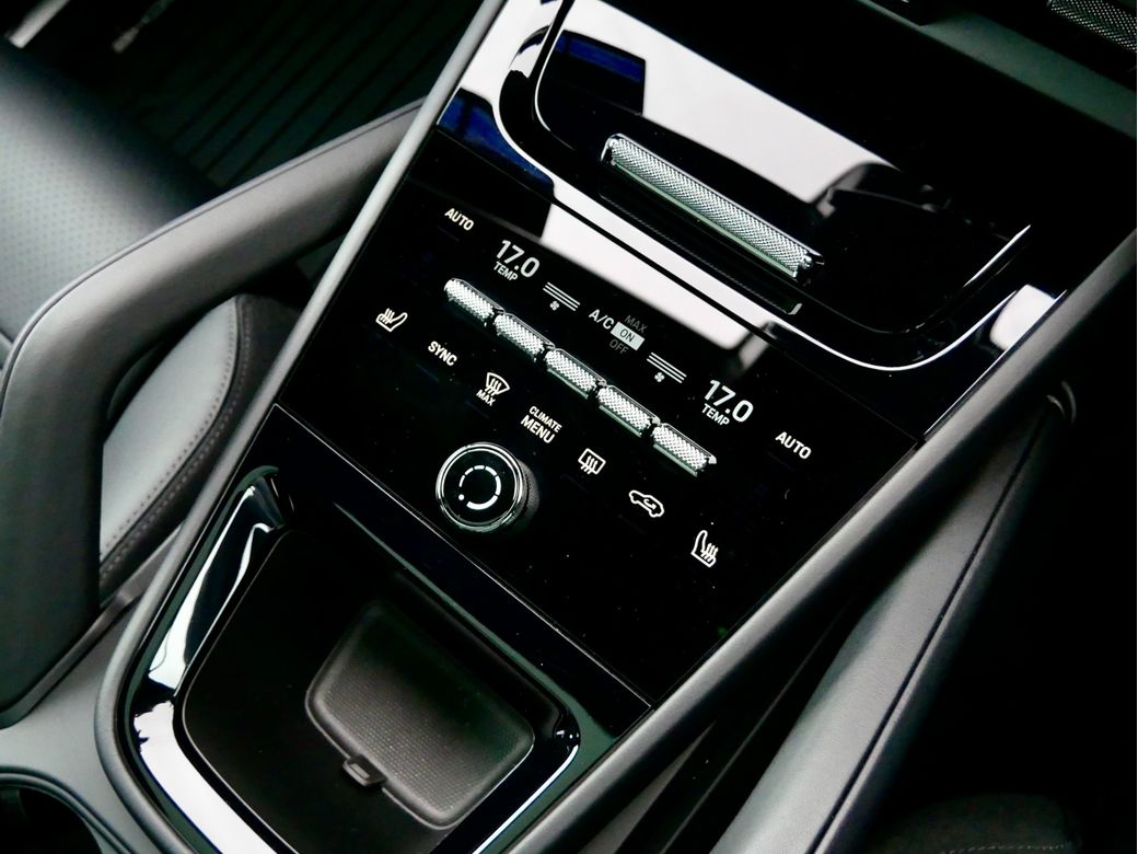 2025 Porsche Cayenne