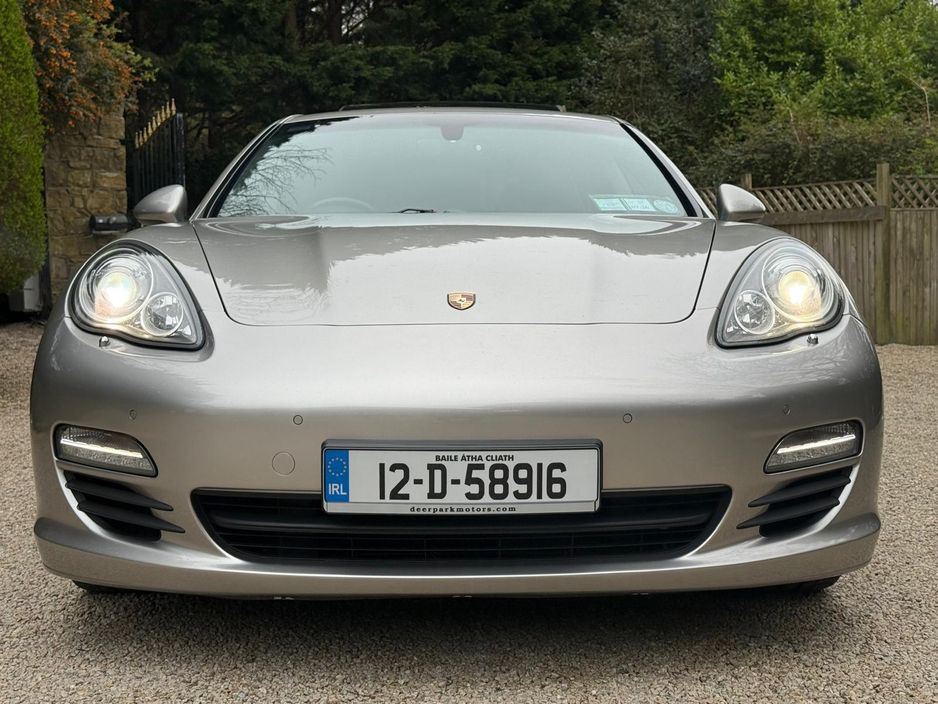 2012 Porsche Panamera
