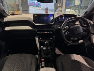 2025 Peugeot 2008