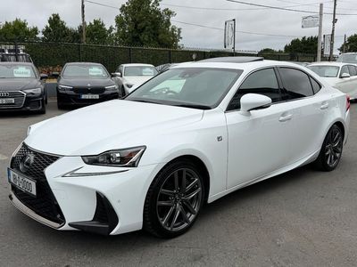 2018 Lexus IS 300h