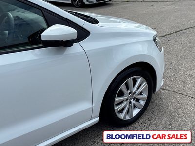 2017 Volkswagen Polo