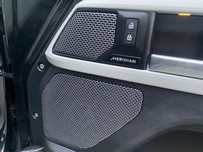 2023 Land Rover Defender