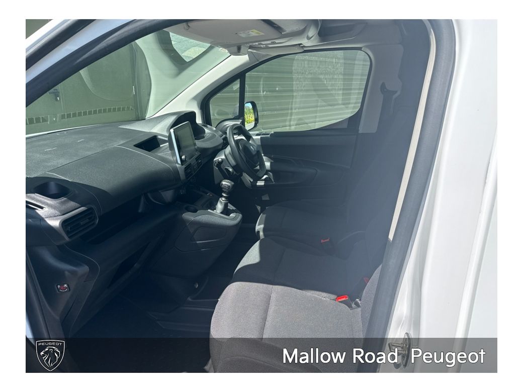 2024 Peugeot Partner