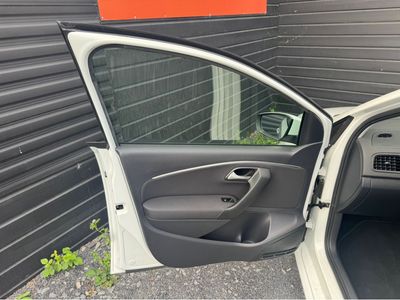 2015 Volkswagen Polo