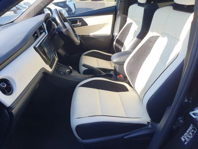 2017 Toyota Auris