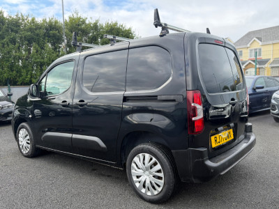 2022 Peugeot Partner