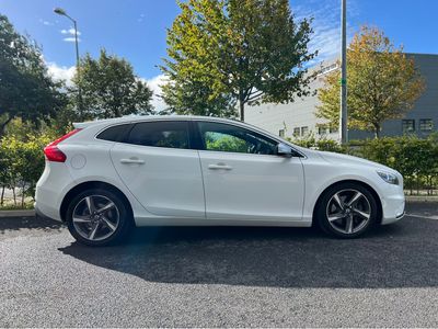 2014 Volvo V40