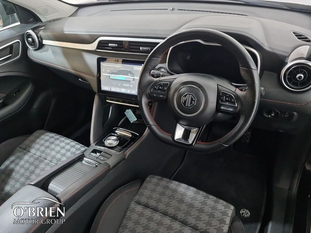 2023 MG ZS