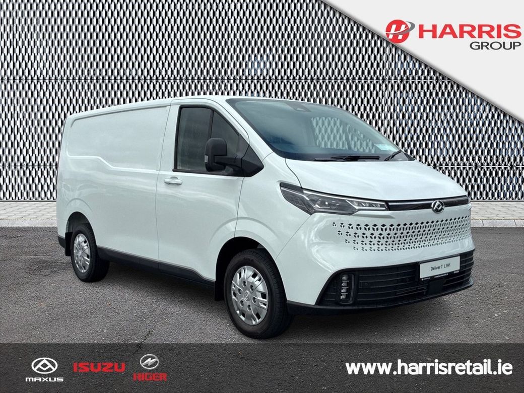 2026 White Maxus Deliver 7