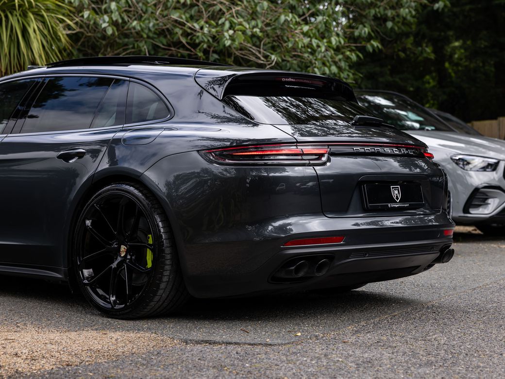 2019 Porsche Panamera