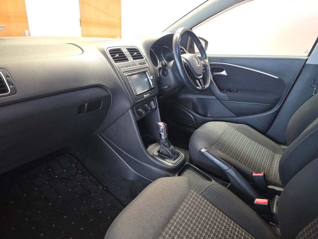 2016 Volkswagen Polo