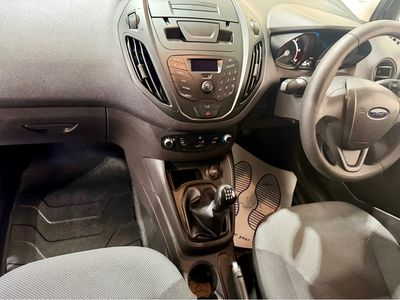 2018 Ford Transit Courier