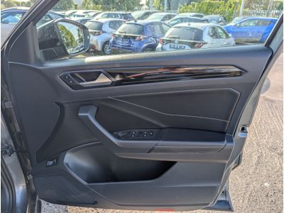 2023 Volkswagen T-Roc