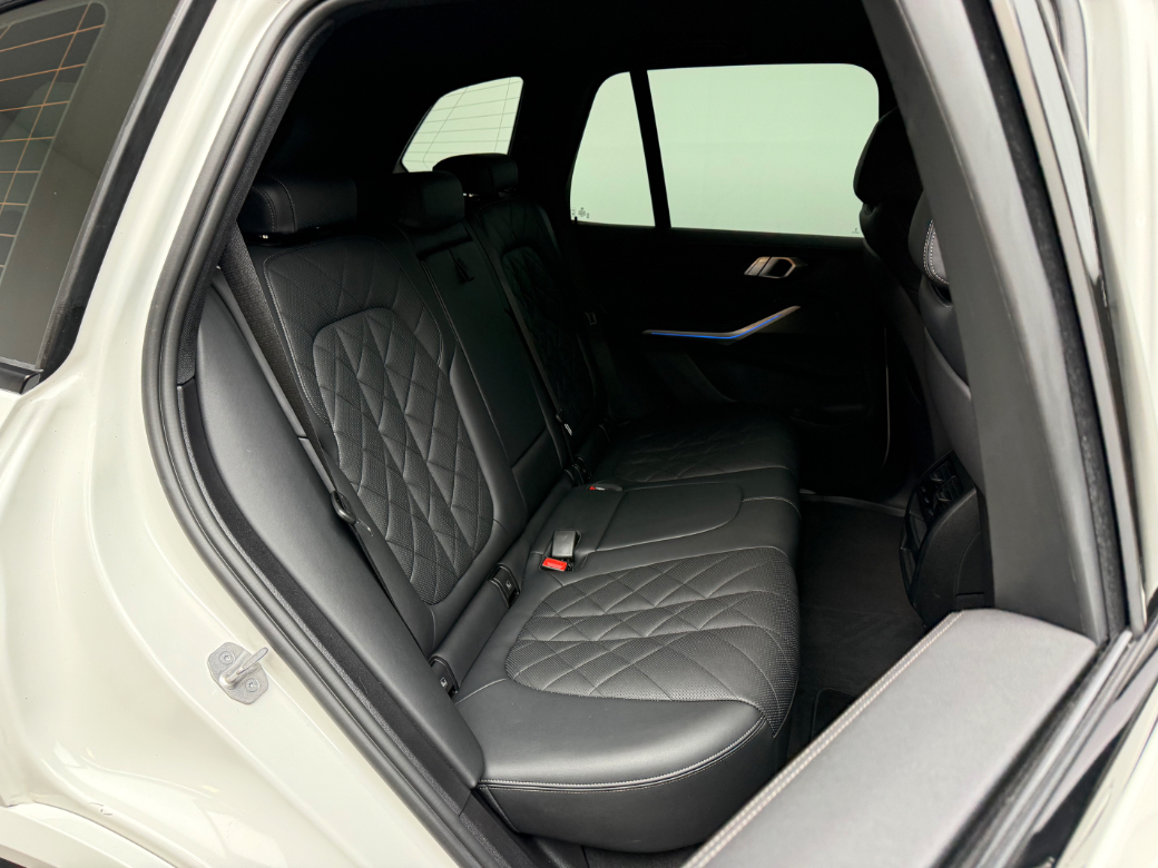2023 BMW X5