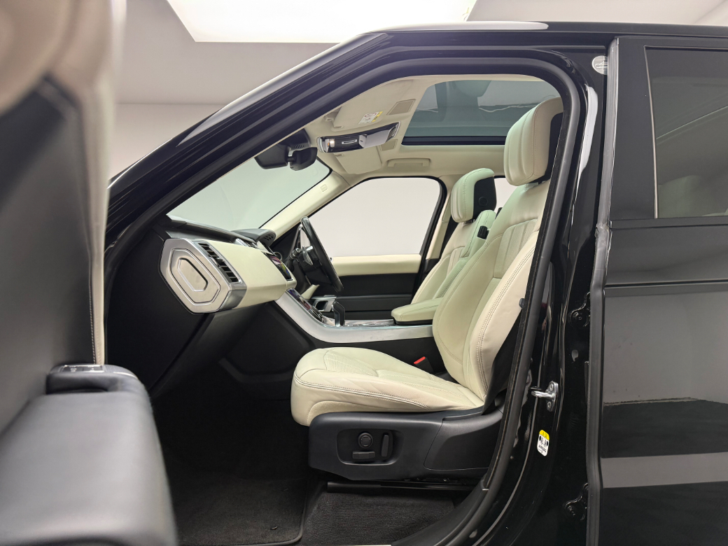 2020 Land Rover Range Rover Sport