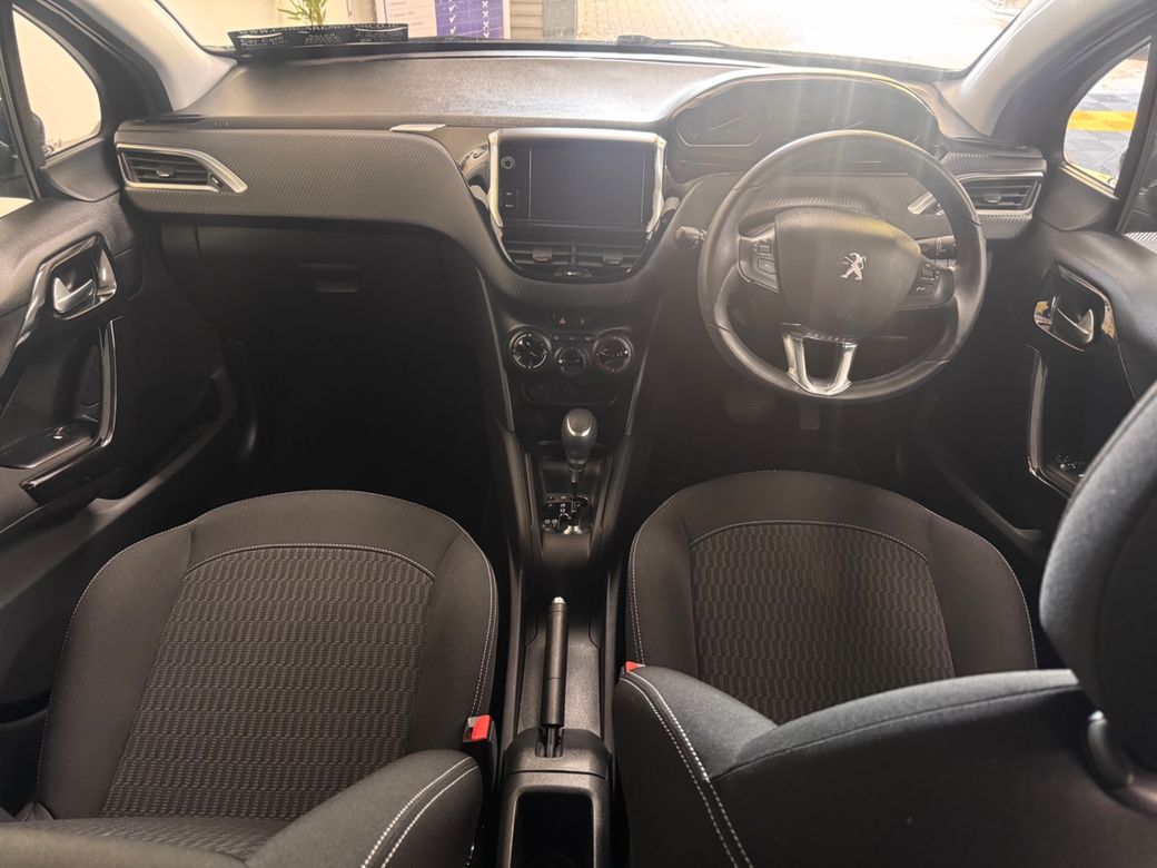 2017 Peugeot 208