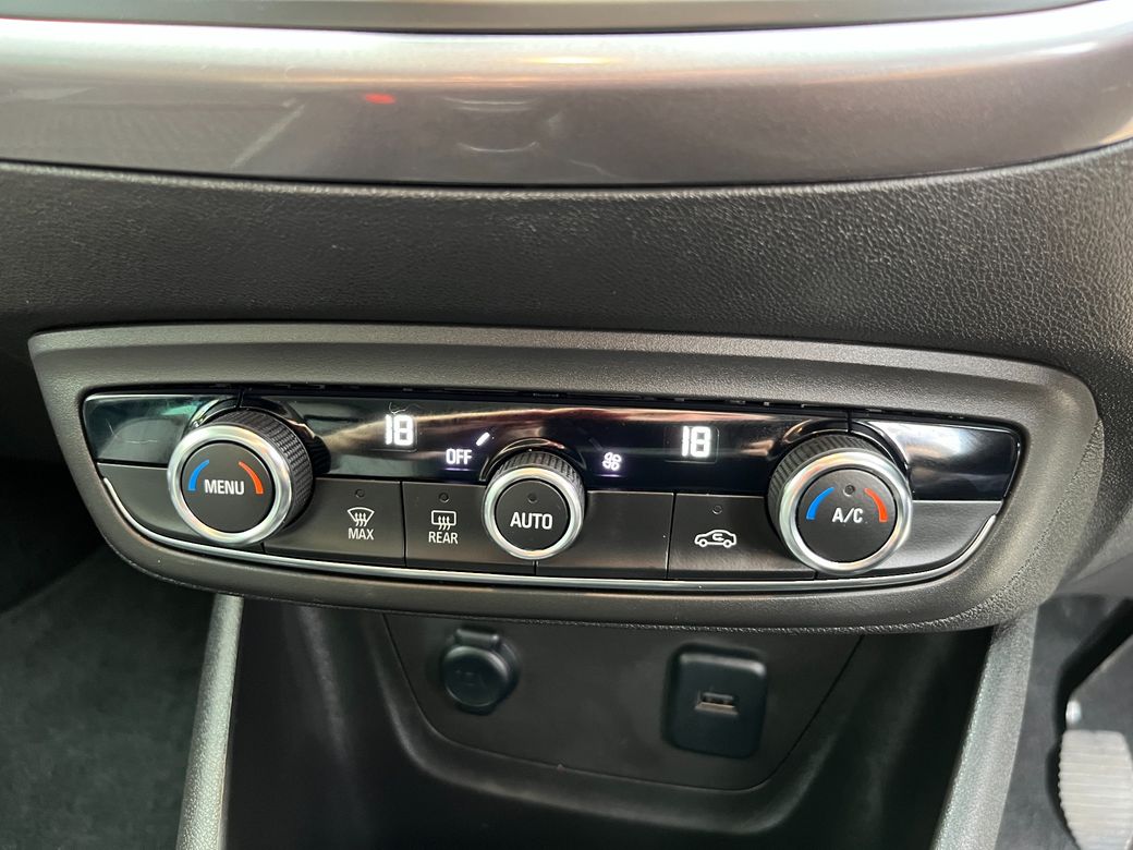 2020 Opel Crossland X
