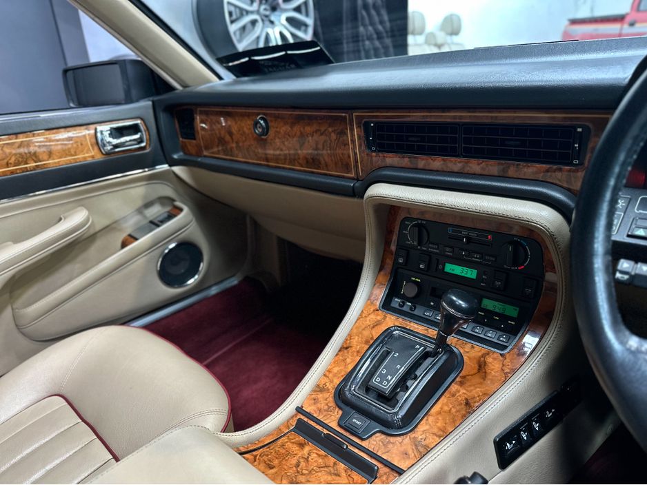1989 Daimler XJ Series