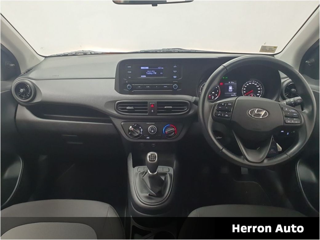 2022 Hyundai i10