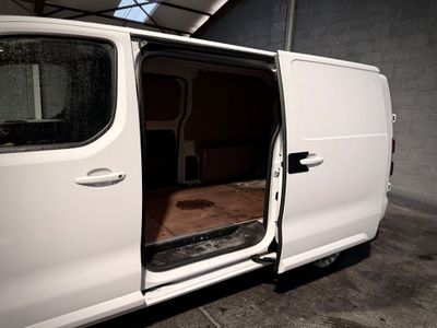 2022 Vauxhall Vivaro