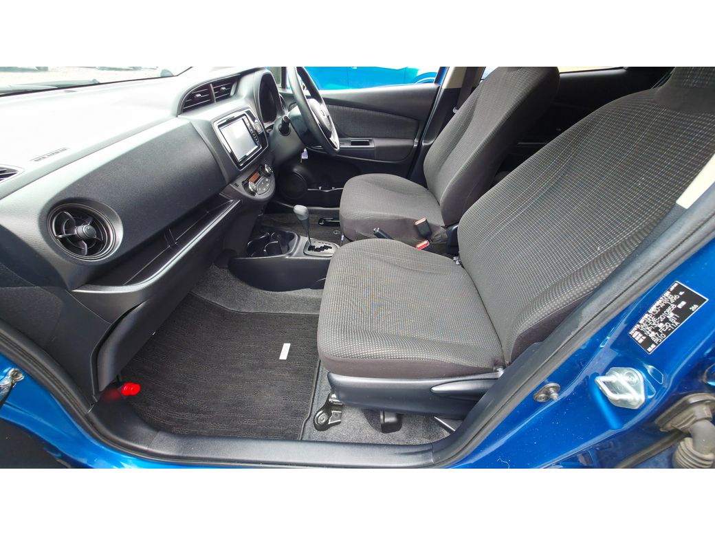 2017 Toyota Vitz