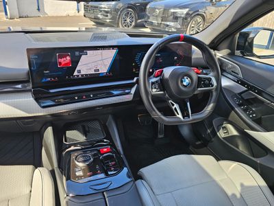 2024 BMW M5