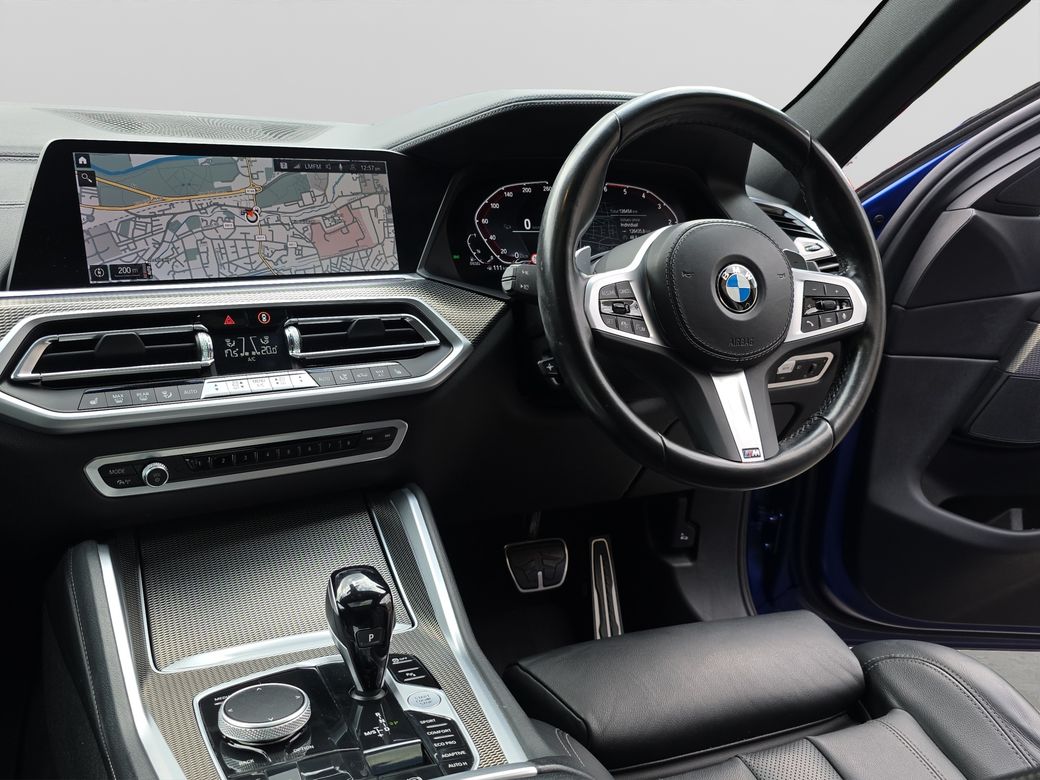 2022 BMW X6