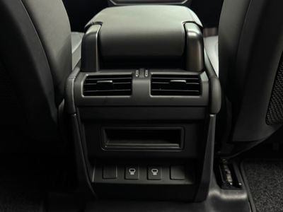 2025 Land Rover Defender