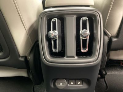 2026 Volvo EC40