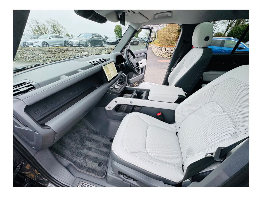 2025 Land Rover Defender