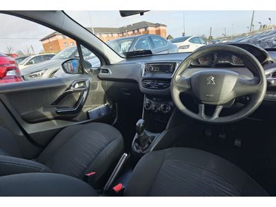 2015 Peugeot 208