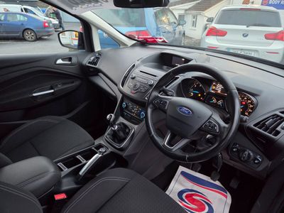 2016 Ford Grand C-Max