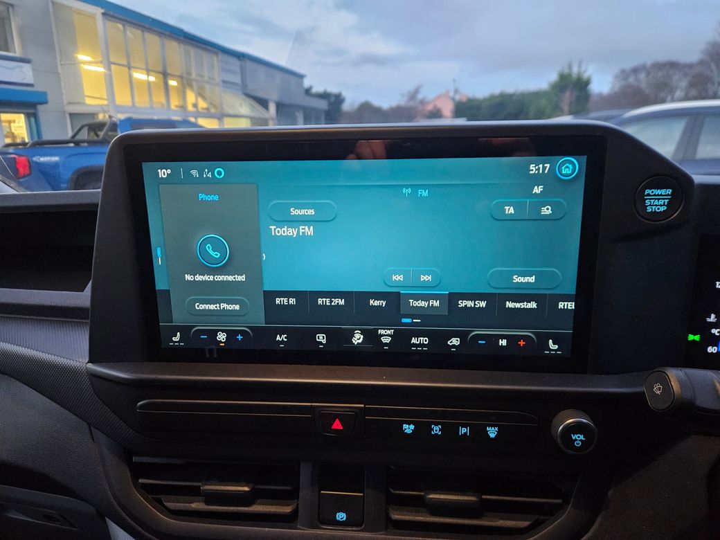 2025 Ford Transit Custom