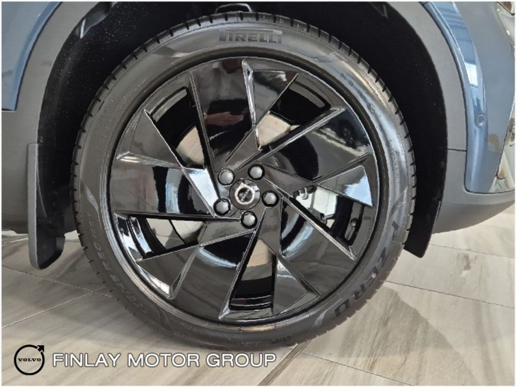 2026 Volvo Ex40