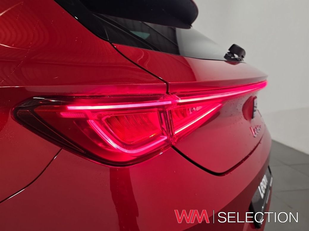 2025 SEAT Leon